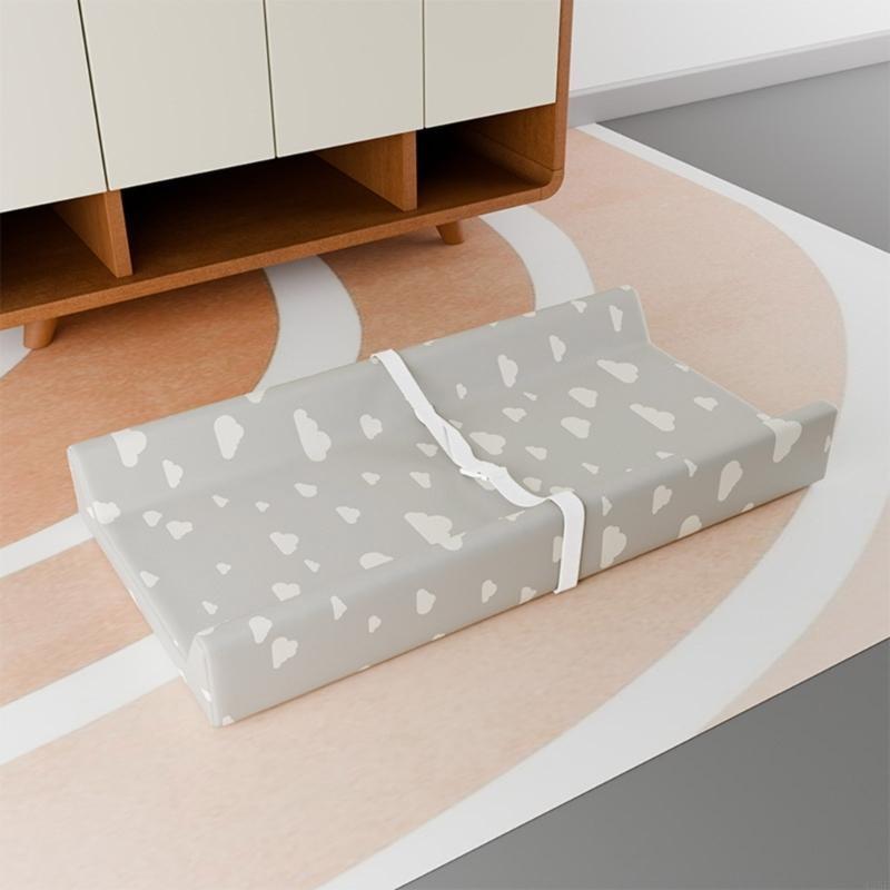 Wear Resist Newborns Nappy Pad - Diaper Changing Mat recension och pris